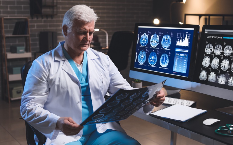 Как записаться на онлайн-консультацию к неврологу уже сегодня